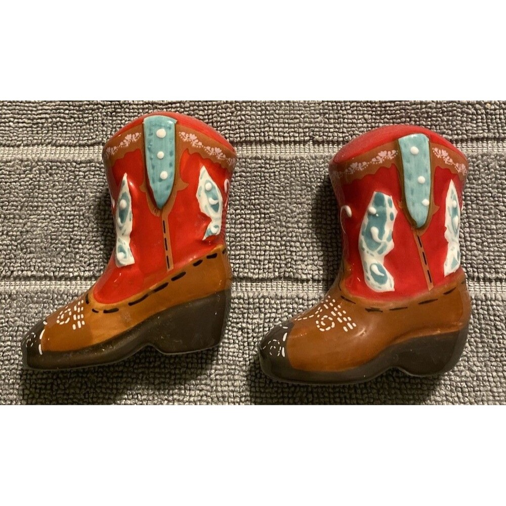The Pioneer Woman Red Cowboy Boots Ceramic Salt & Pepper Shakers Set Western 3”